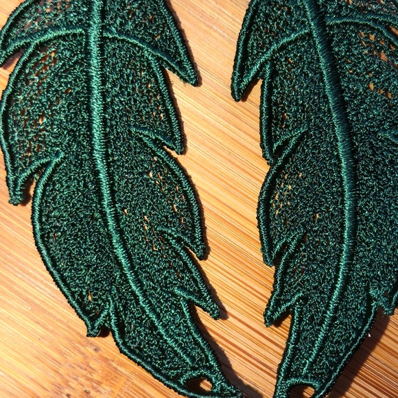 Embroidered Lace Feather Earrings - Picture 3 of 4